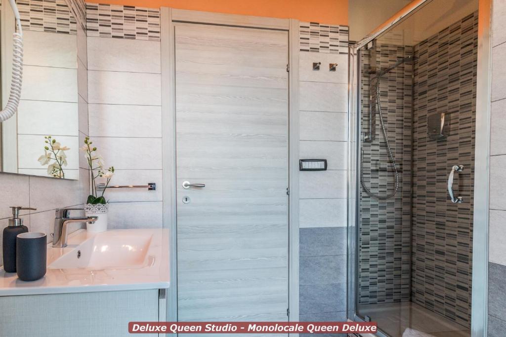 4 Star Bologna Train Station - Self Check-In - Resim 21