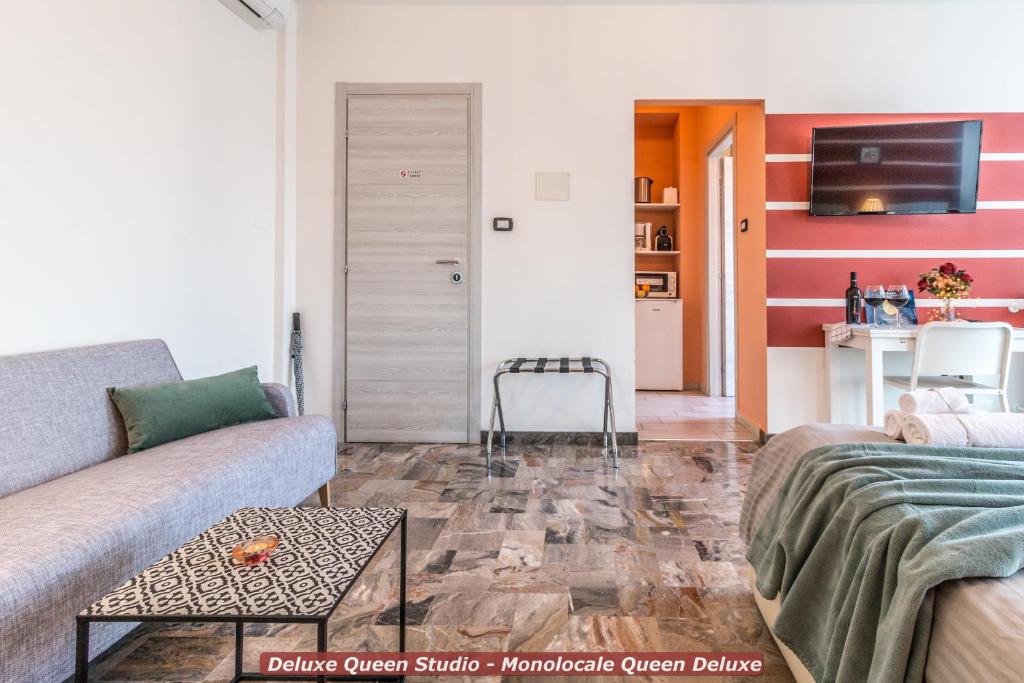 4 Star Bologna Train Station - Self Check-In - Resim 28