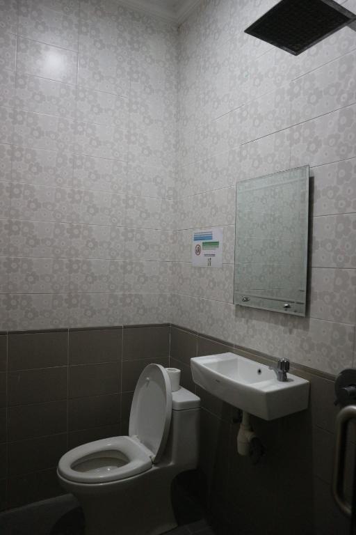 Koupelna v ubytování Semaya Homestay