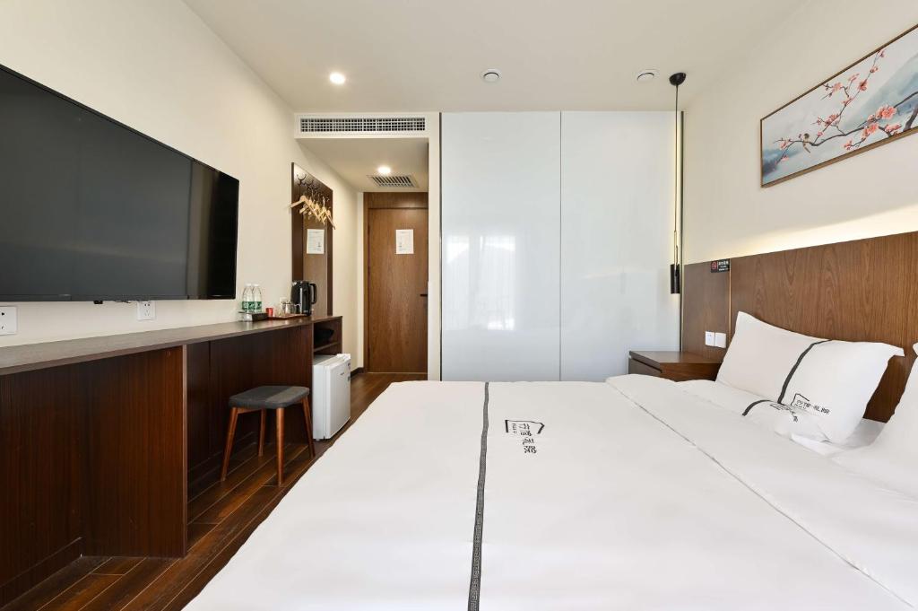 Xingshe Alley Courtyard Hotel Beijing Wangfujing Forbidden City Branch - Sonnenschein Balkon Doppelzimmer
