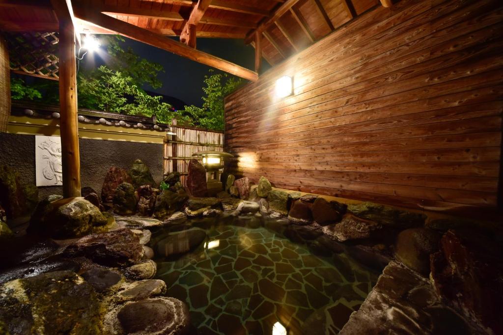 Fotografie z fotogalerie ubytování くさつのお宿 清重館 Kiyoshigekan 素泊りの宿 v destinaci Kusacu