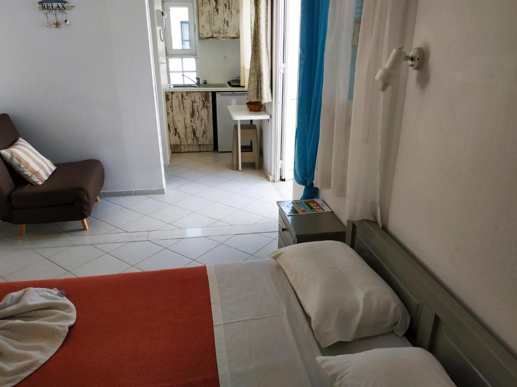 Fotografia z galérie ubytovania A small studio with a very big veranta v destinácii Agia Pelagia