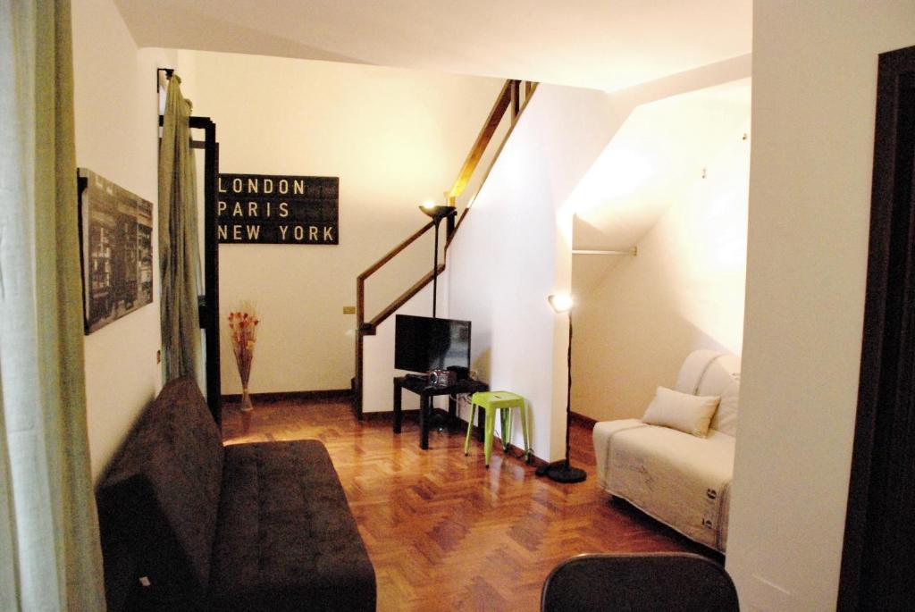 Palazzo Velli - Studio Supérieur Avec Vue Sur Le Jardin - Niveau Fendu