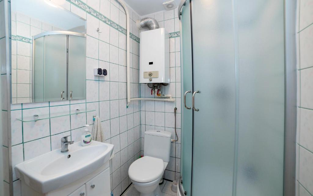 Kúpeľňa v ubytovaní Pokoje u Basi Glamping Mikołajki