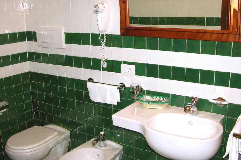 La Magnolia Sorrento - City Centre Hotel - 9