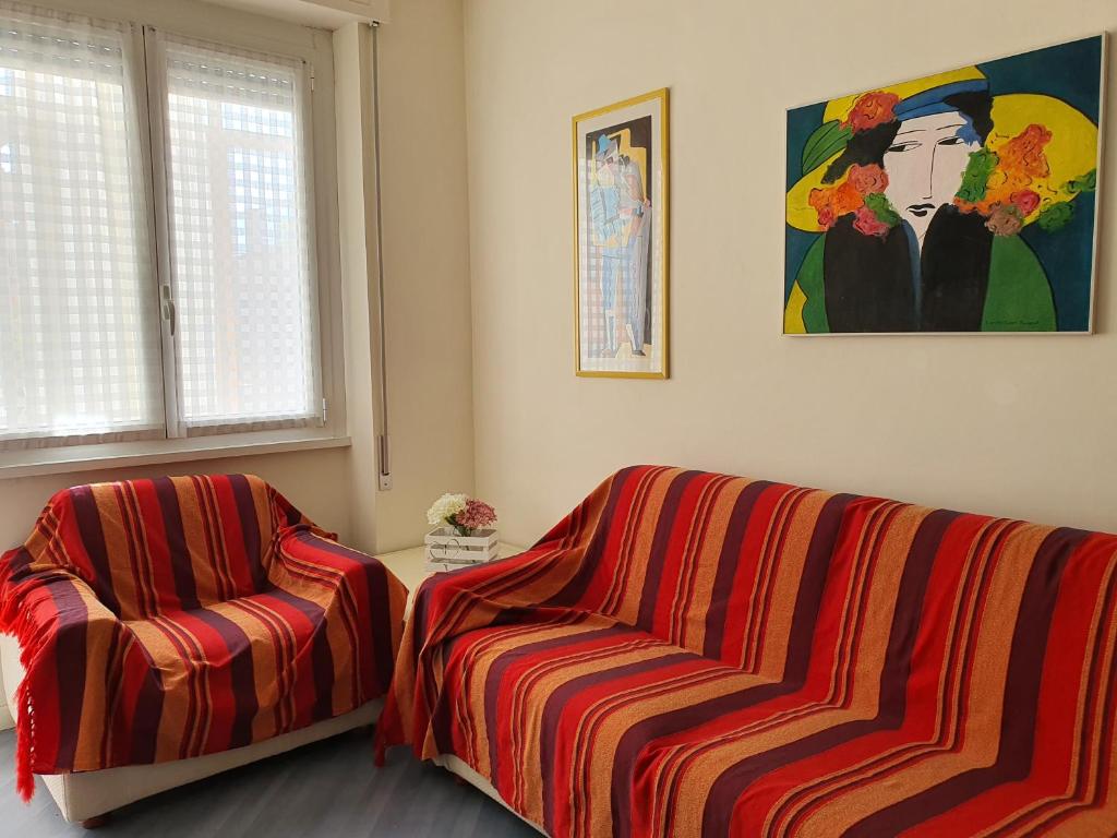 A seating area at Casa Azzurra