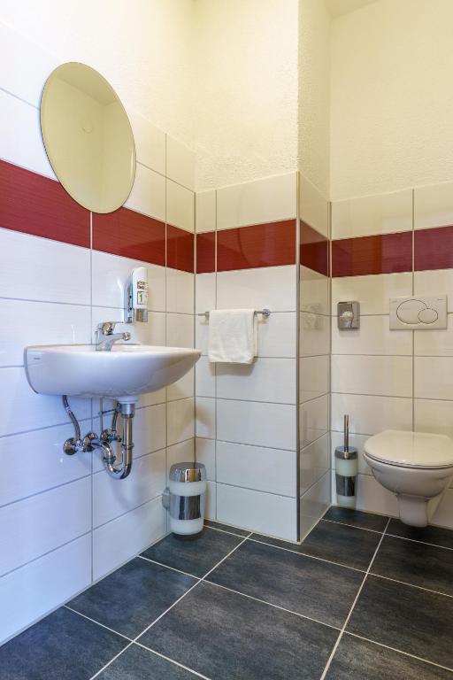 Hotel Rosenstein - Comfort Driepersoonskamer Met Douche