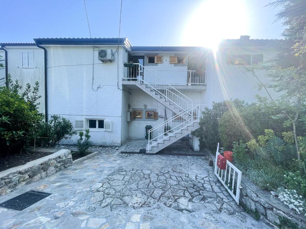Budova, kde se apartmán nachází