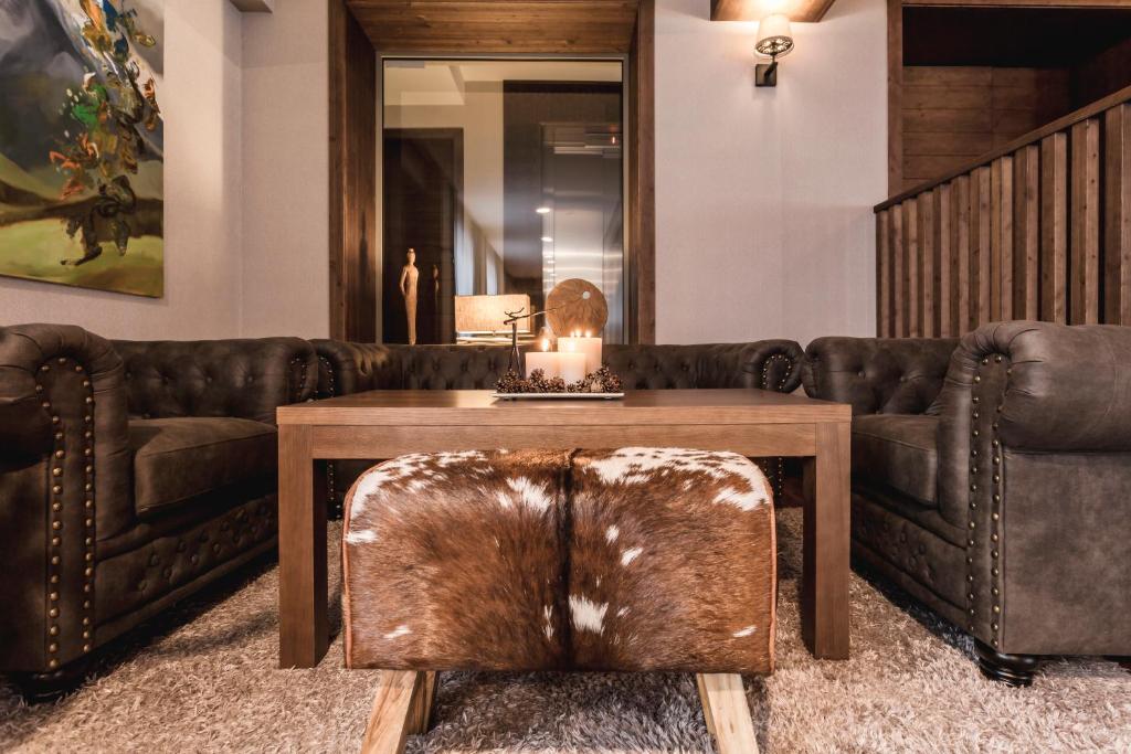 Posezení v ubytování ARIETES MARMONT Resort