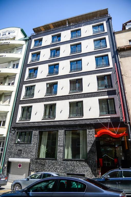 CRYSTAL Hotel Belgrade - Resim 14