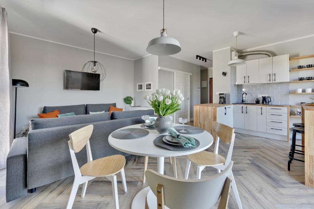Kuchyňa alebo kuchynka v ubytovaní Staywin Apartments Chmielna Park