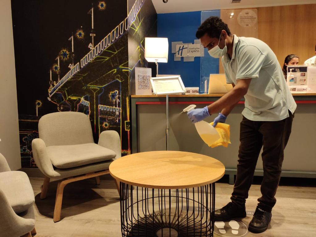 Hosté ubytování Holiday Inn Express Gurugram Sector 50 by IHG