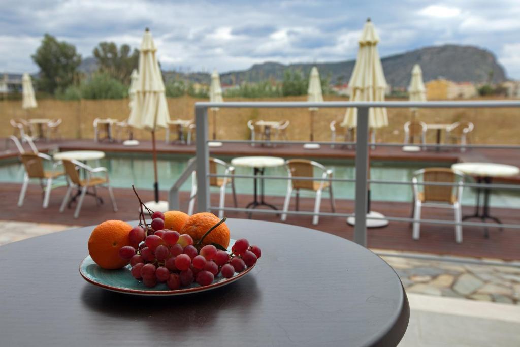 Palacio del Sol Luxury Apartments - 12