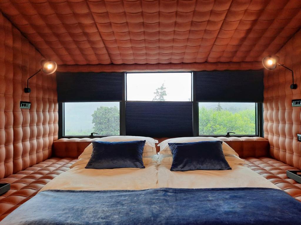 ROXANICH Winery and Design Hotel - Deluxe Double Room - The Nest