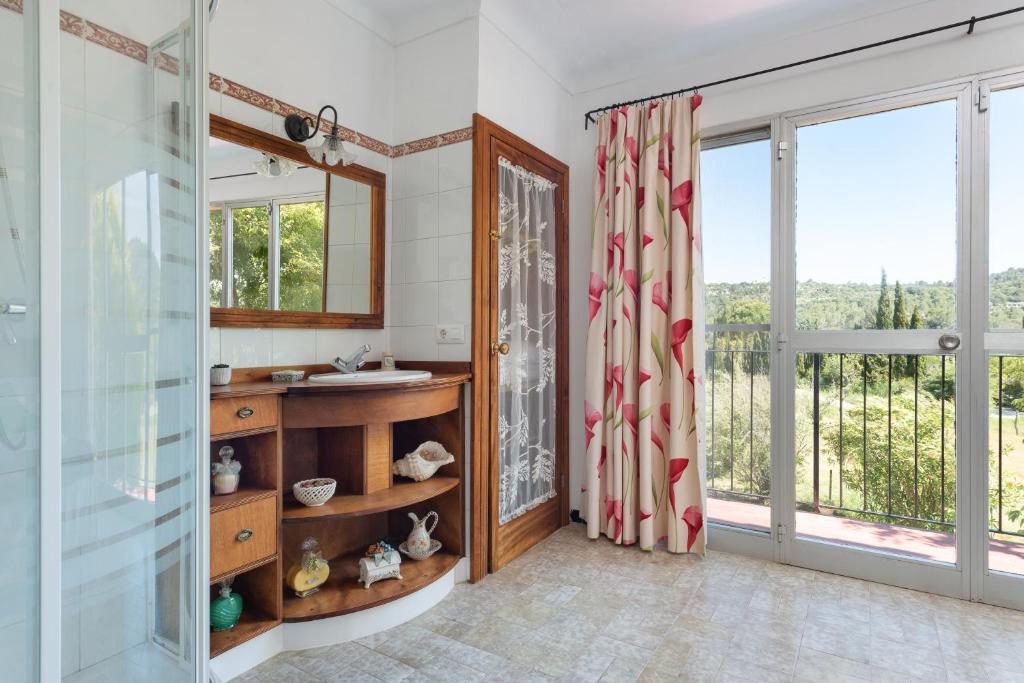 Fotografie z fotogalerie ubytování Villa Sa Torre with pool in Mallorca v destinaci Campanet