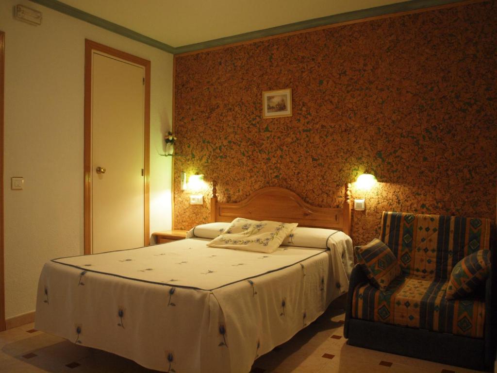 Hostal Yuste - Habitación Doble Con Cocina Americana