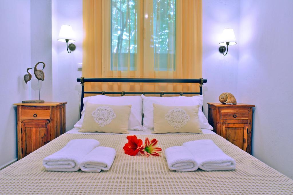 House in Εndless green - Arethousa, Ikaria - Casa De Una Habitación
