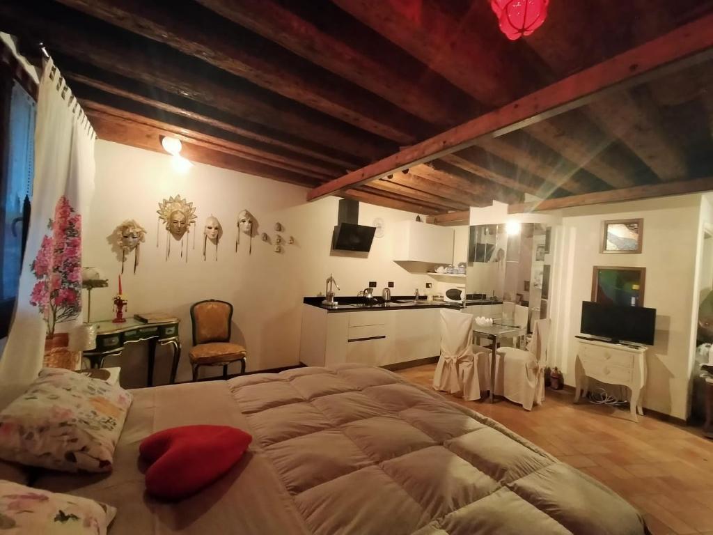 Kuchnia lub aneks kuchenny w obiekcie Suite Ai Leoni