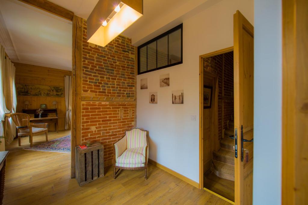 A L'ecole Buissonniere - 16