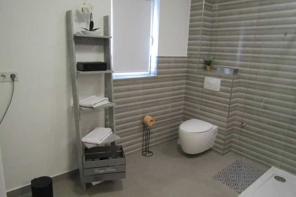 Apartman Megi & studio apartman Tomi - SELF CHECK IN - 10