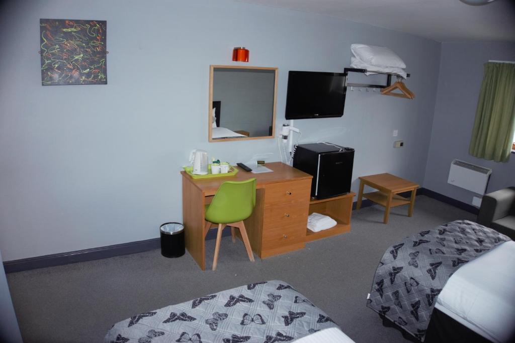 Happy Guests Lodge - Dwin Room