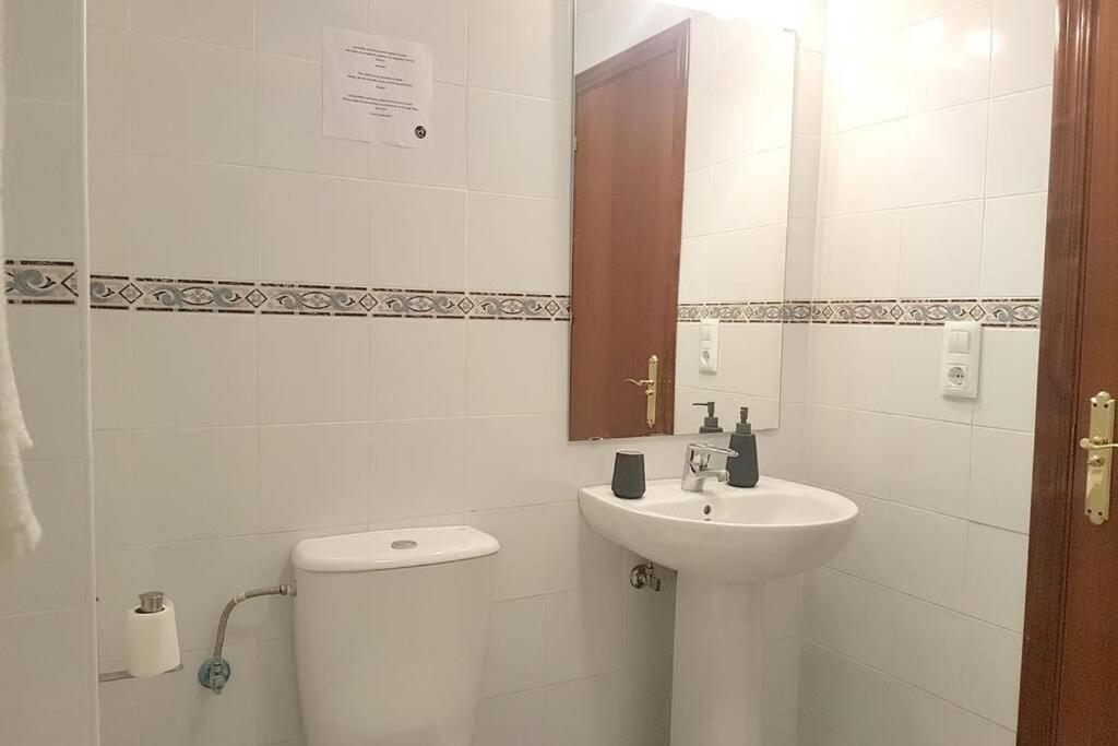 Kúpeľňa v ubytovaní Central Apartment in Sanlucar