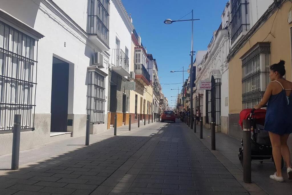 Hostia v ubytovaní Central Apartment in Sanlucar