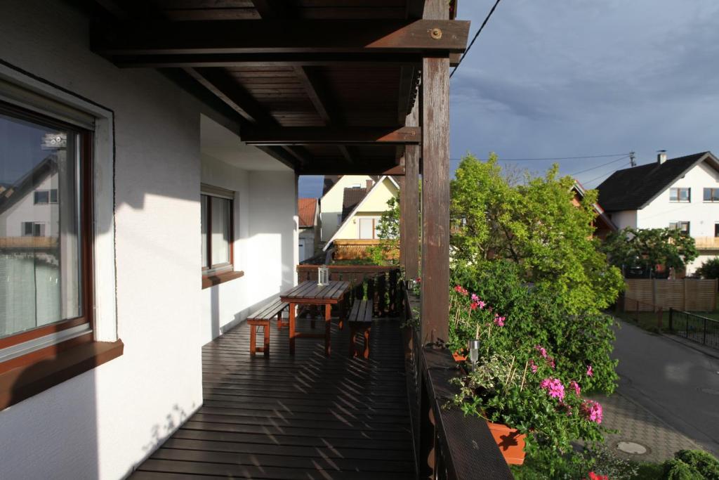 Gästehaus zum Rhein - Two-Bedroom Apartment
