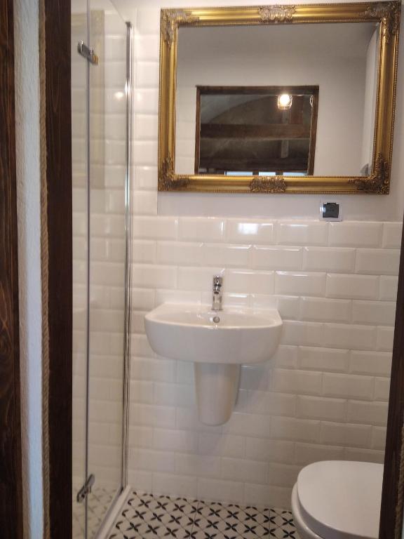 Kúpeľňa v ubytovaní Srokowski Dwór 1 - Leśny Zakątek - Prywatna Sauna!