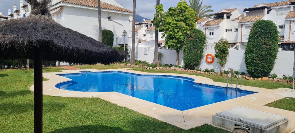 Casas y chalets Urb. Los Naranjos de Marbella, Manzana 3, en Marbella, Andalucía