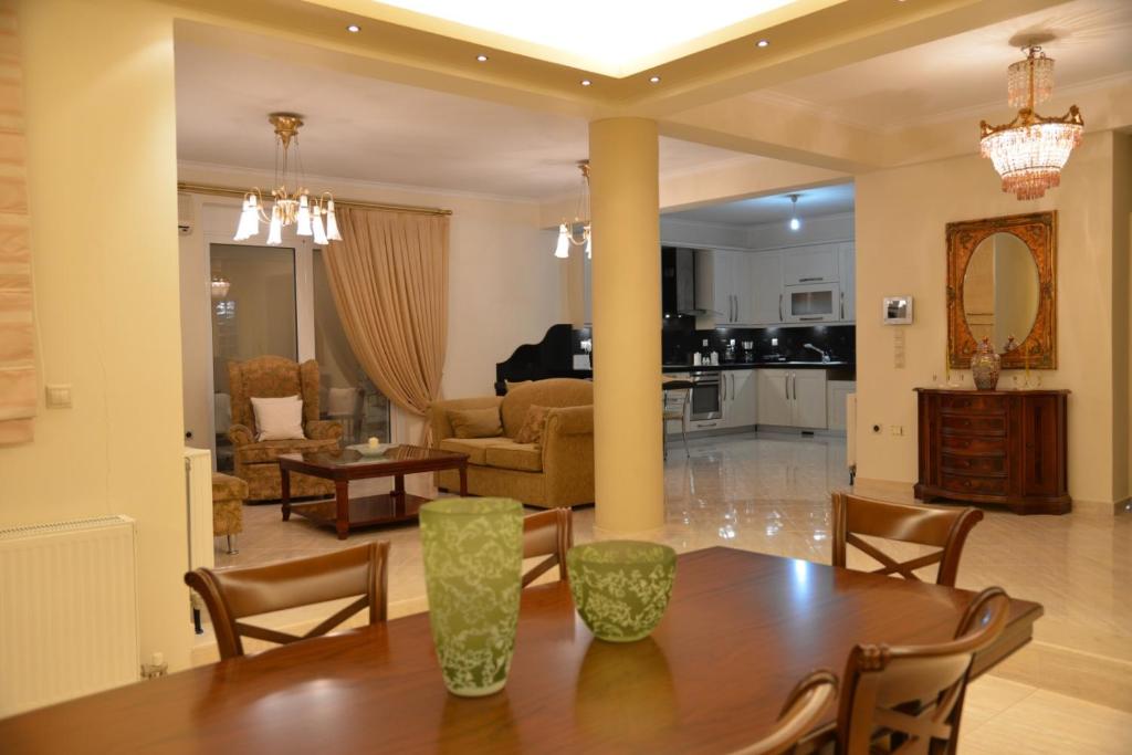 Posedenie v ubytovaní Βίλα Αμαλία Ναύπλιο