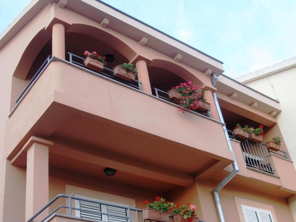 Balkón alebo terasa v ubytovaní Apartment in Sukošan with balcony, air conditioning, WiFi (4941-5)