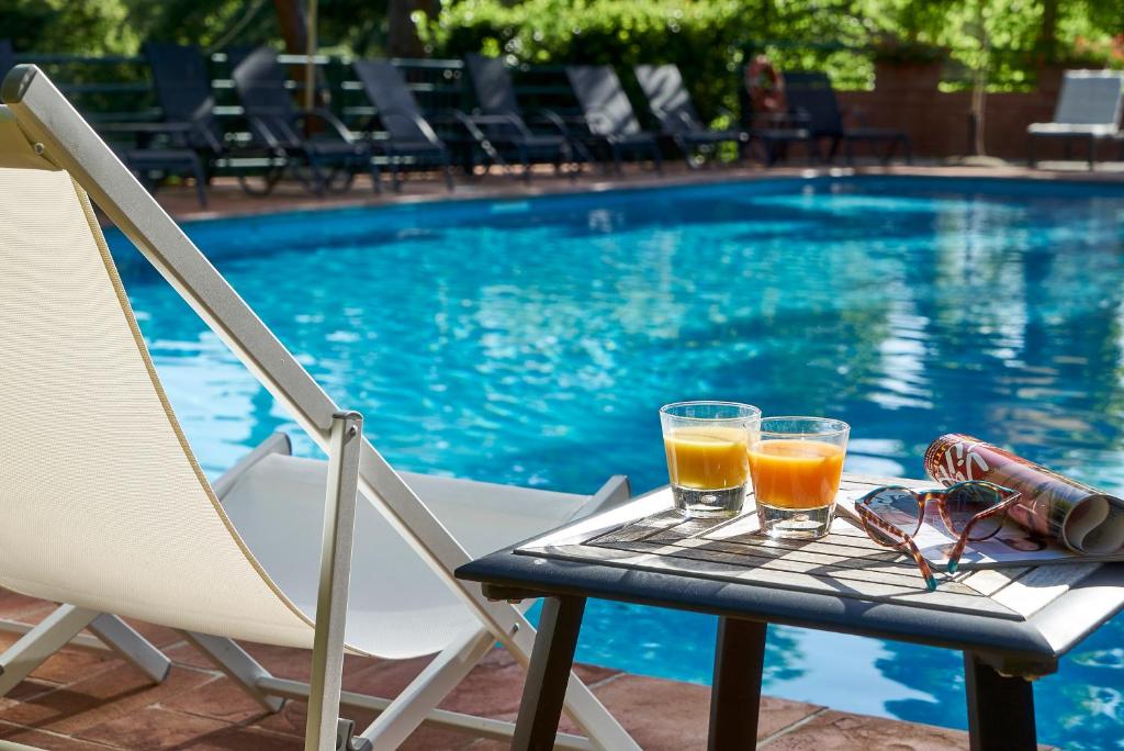 Bazén v ubytování Park Hotel Chianti nebo v jeho okolí