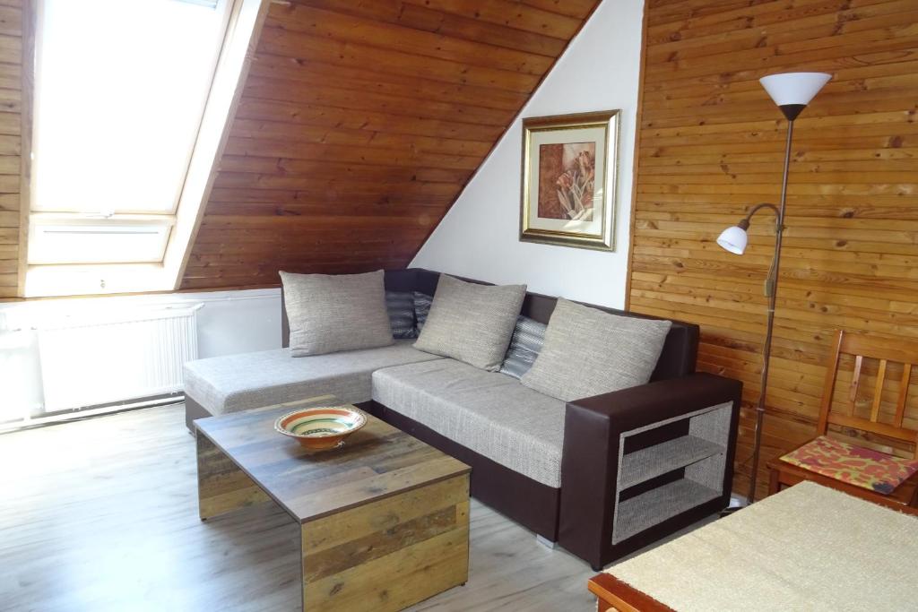 A seating area at Magdalena Apartman