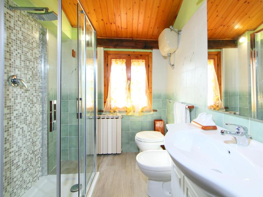 Kúpeľňa v ubytovaní Holiday Home Posticcia Vecchia by Interhome