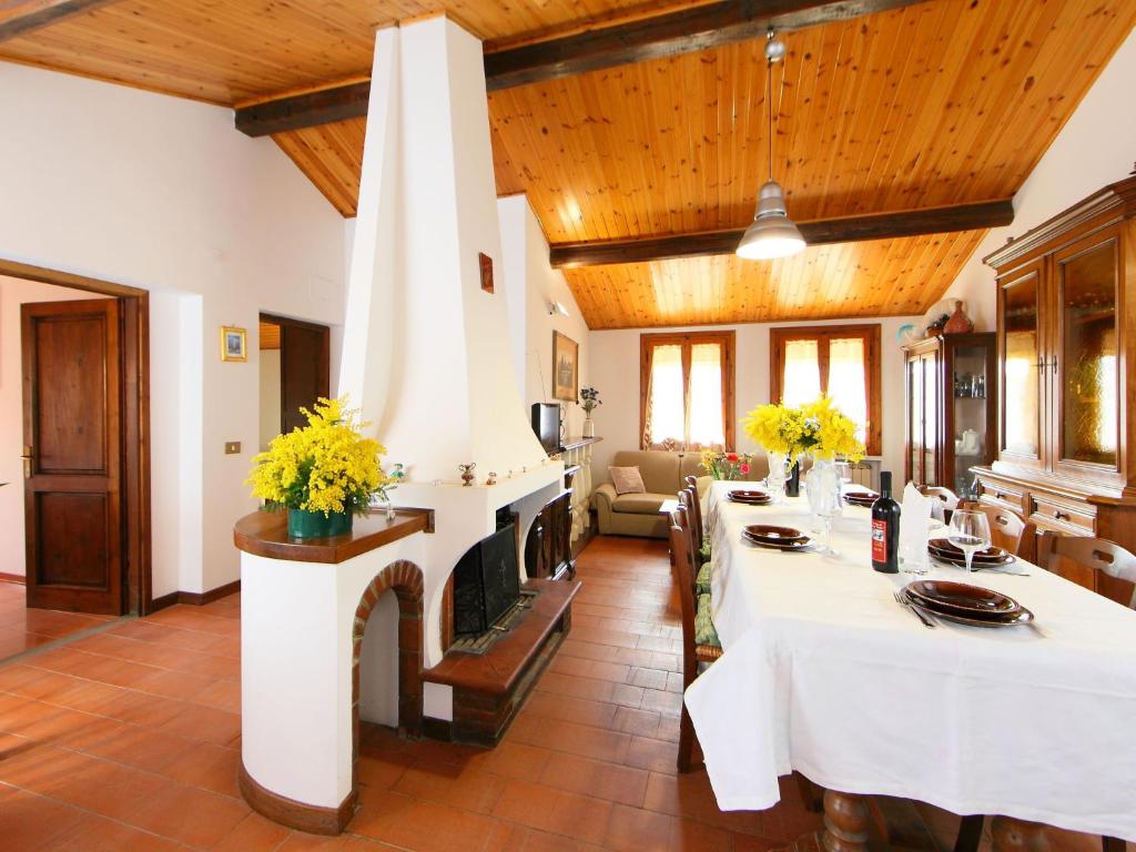 Fotografia z galérie ubytovania Holiday Home Posticcia Vecchia by Interhome v destinácii Podere Monte Lucci