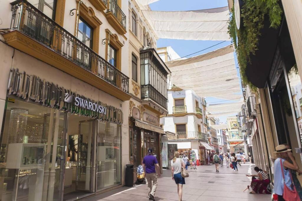 Hernando Colon Deluxe Suite by Valcambre, Sevilla ...