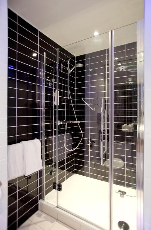 Koupelna v ubytování Holiday Inn Express Neunkirchen by IHG