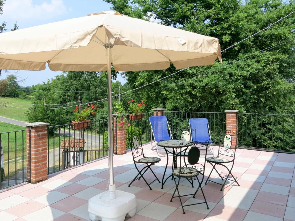 Vonkajšia záhrada v ubytovaní Holiday Home Il Cavaliere by Interhome