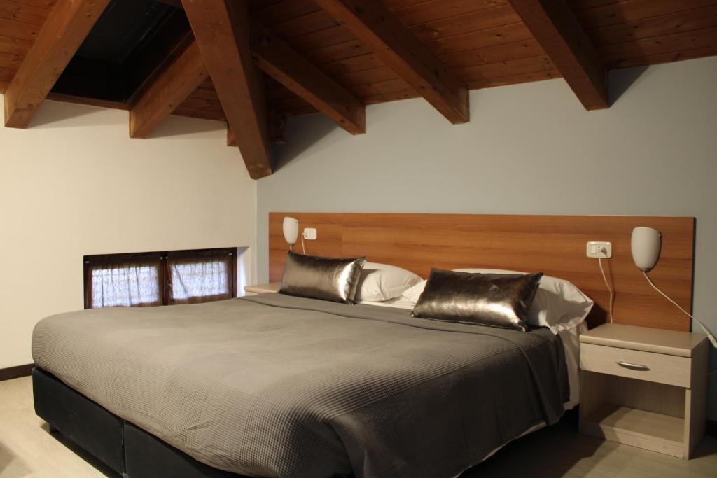 Residence Royal House - One-Bedroom Apartment - Attic