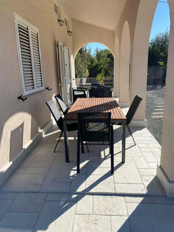 Balkon lub taras w obiekcie Villa Bellina Muraj