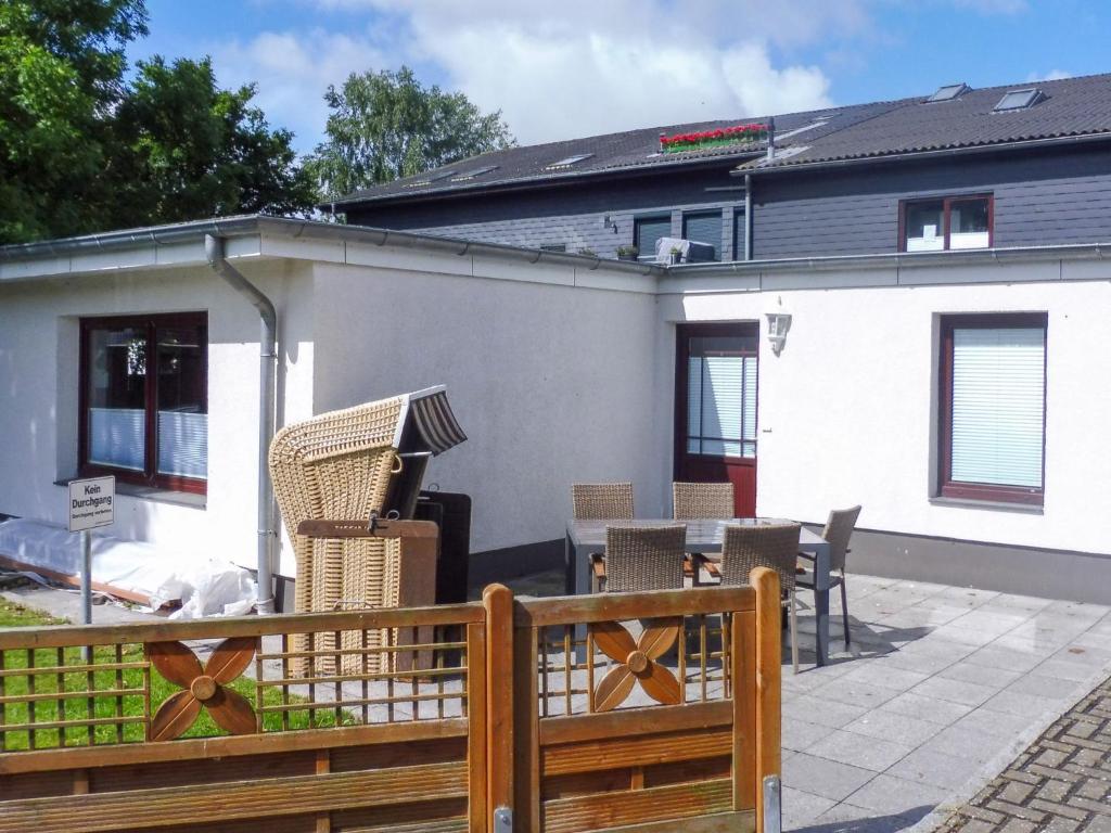 Apartment Strandläufer by Interhome - Housity