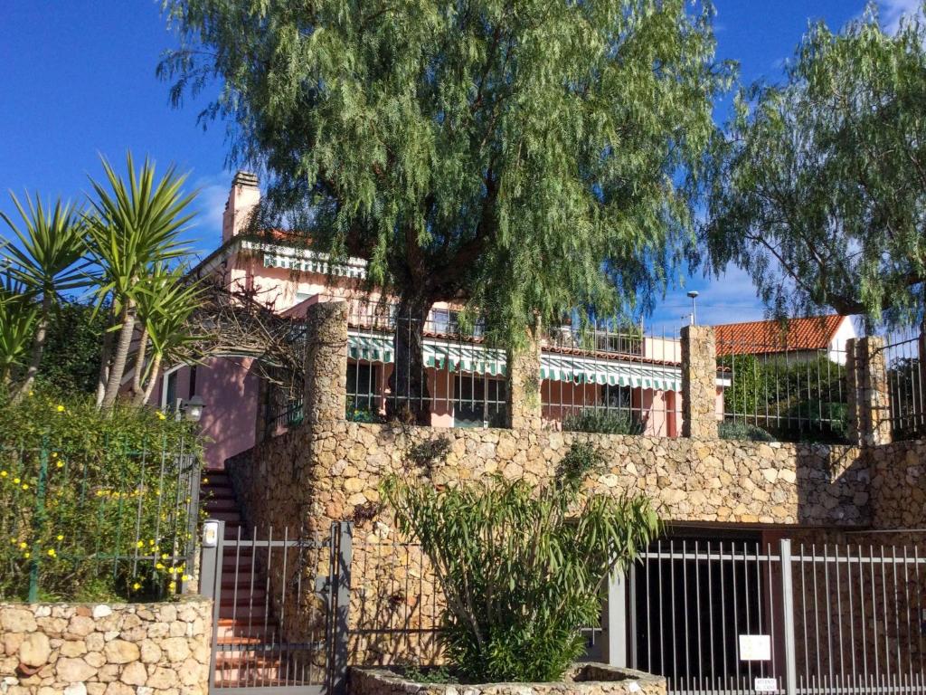 The building in which the holiday home is located
