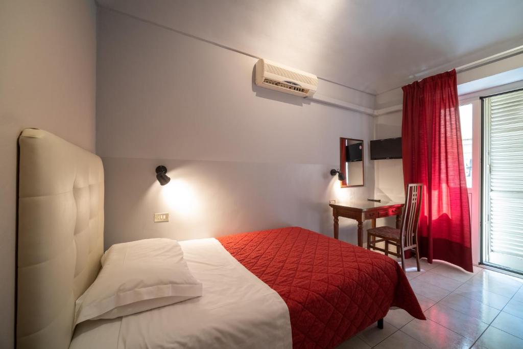 
Economy Double Room
