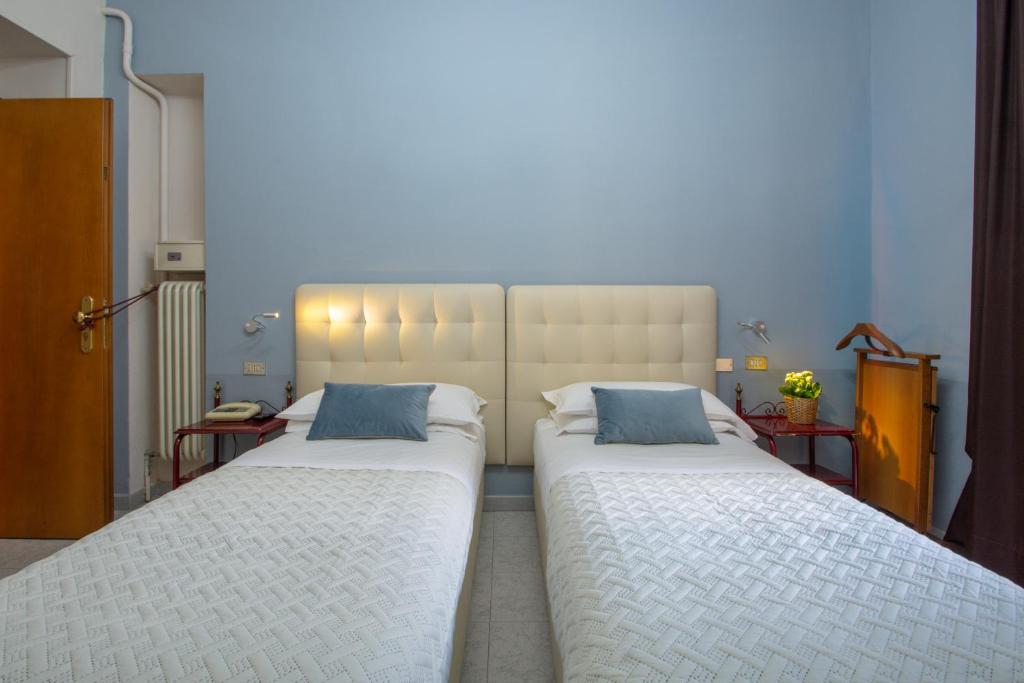 Hotel Italia - Resim 31