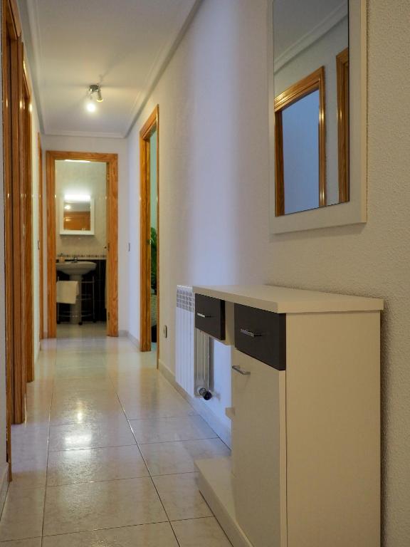 A kitchen or kitchenette at Apartamento Turístico Duero Niño