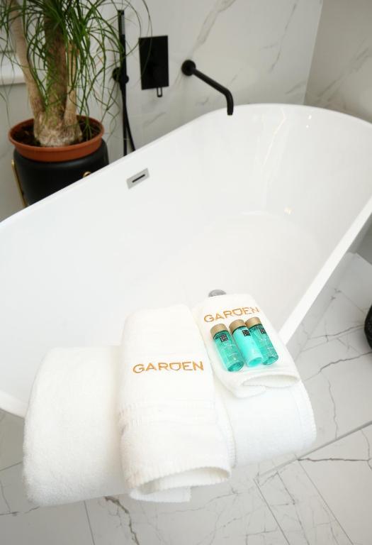 Garden Luxury Rooms - 15