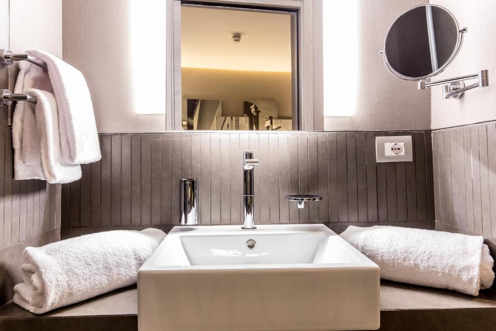 Koupelna v ubytování Orazio Palace Hotel