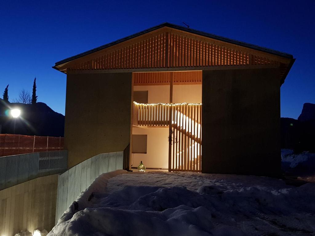 Budynek, w którym mieści się apartament