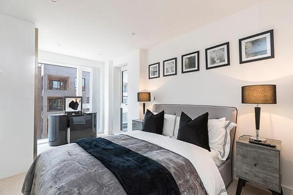 3 Bed Silver Apartment
